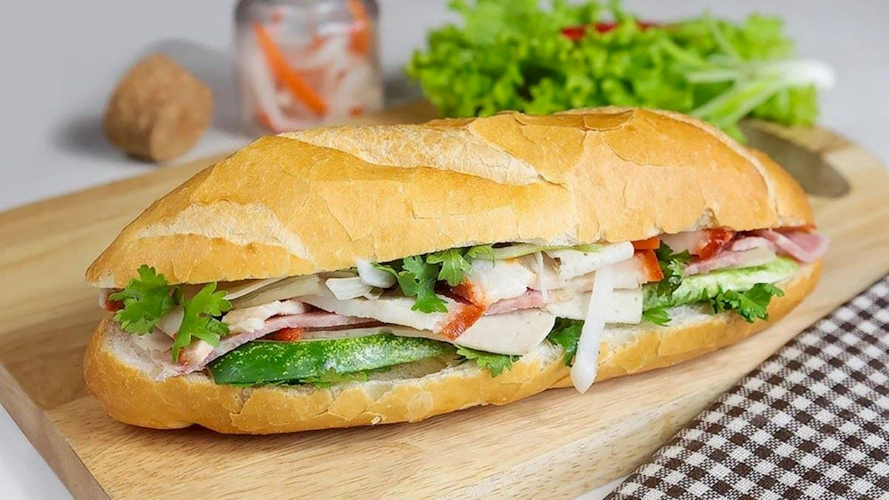 Popular street food dishes in Vietnam
